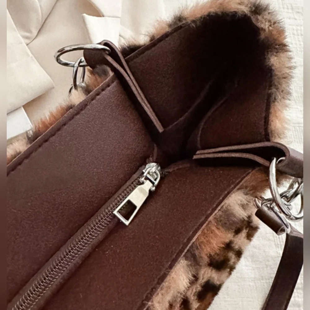 Pink Chic Faux Fur Leopard Shoulder Bag